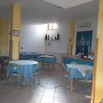 Spacious Triple A Stones Throw From The Sea 3*