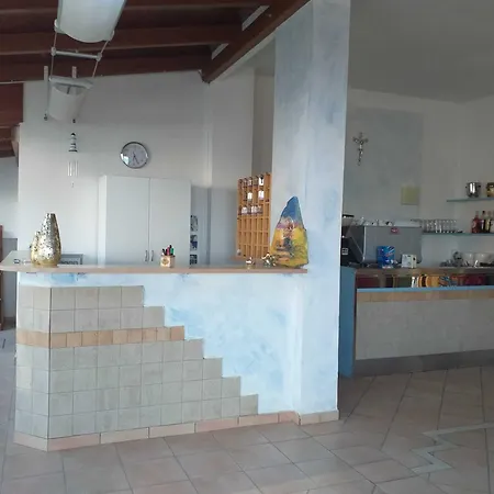 Spacious Triple A Stones Throw From The Sea Bed and breakfast 3*