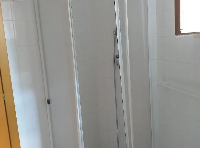 住宿加早餐酒店 Spacious Triple A Stones Throw From The Sea 3*